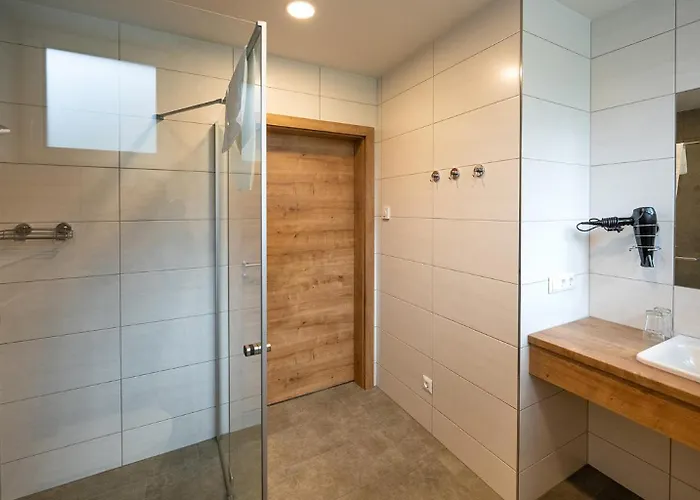 Penker Wirt Bank * Penk