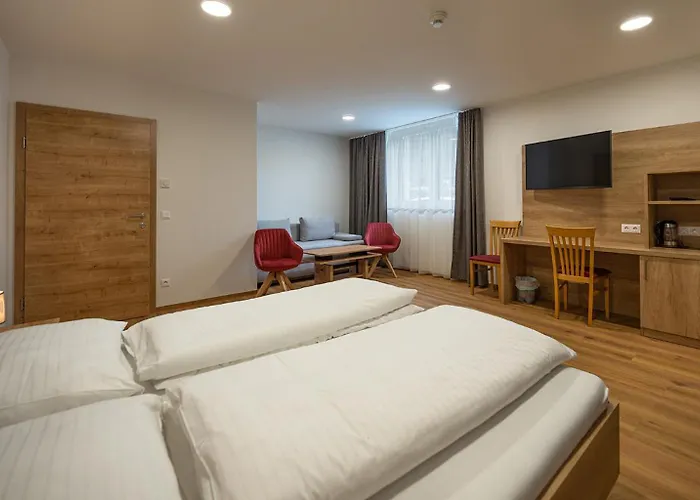 Penker Wirt Bank Hotel